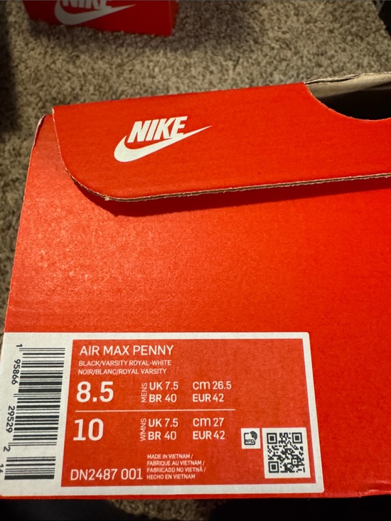 Nike Kids Black, White and Blue Athletic Sneakers main image 5
